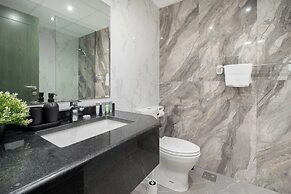 Business Bay Chic Studio for 3 in a Great Location
