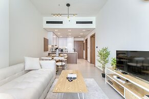 PVH - Vibrant 1BR in Binghatti Amber