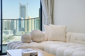 PVH - Vibrant 1BR in Binghatti Amber