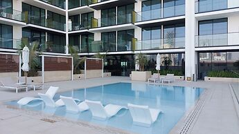 PVH - Vibrant 1BR in Binghatti Amber