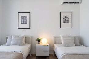 Valleria - 2 BR Apt W Pool in Larnaca