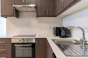 Valleria - 2 BR Apt W Pool in Larnaca