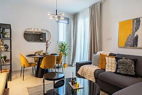 Valleria - 2 BR Apt W Pool in Larnaca