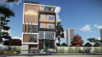 HOTEL ROYAL DIVINE