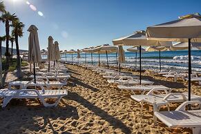 Sandy bay hotel