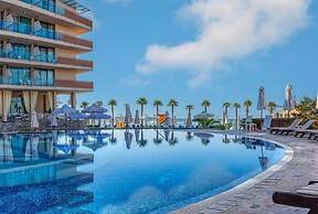 Sandy bay hotel