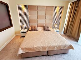 Sandy bay hotel