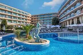 Sandy bay hotel