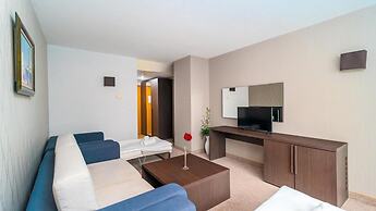 Sandy bay hotel