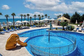 Sandy bay hotel