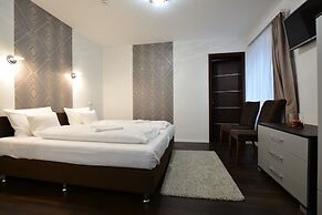 Paulay Downtown Apartments