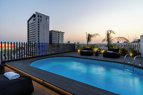 The Penthouse - 3BR Seaview in Larnaca