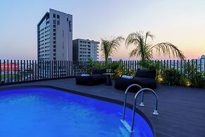 The Penthouse - 3BR Seaview in Larnaca