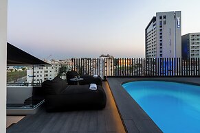 The Penthouse - 3BR Seaview in Larnaca