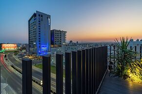 The Penthouse - 3BR Seaview in Larnaca
