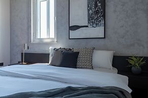The Penthouse - 3BR Seaview in Larnaca