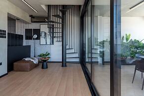 The Penthouse - 3BR Seaview in Larnaca