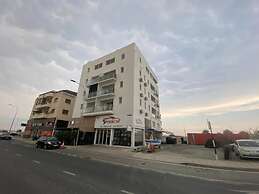The Penthouse - 3BR Seaview in Larnaca