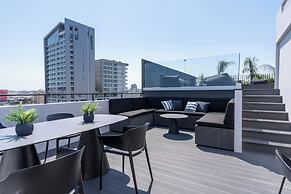 The Penthouse - 3BR Seaview in Larnaca