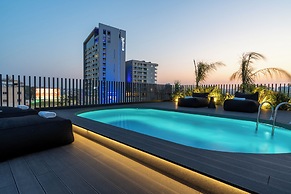 The Penthouse - 3BR Seaview in Larnaca