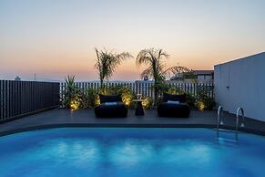 The Penthouse - 3BR Seaview in Larnaca