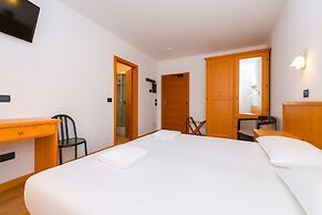 Hotel Bleis