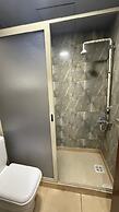 Weekend Hotel