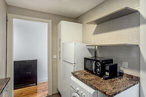 Bairro Alto Typical by Homing