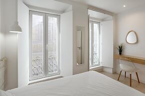 Downtown Modern Apartments I by Homing