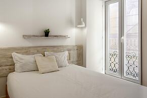 Downtown Modern Apartments I by Homing