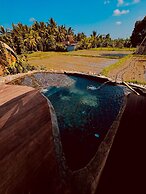 GREEN LANDER UBUD