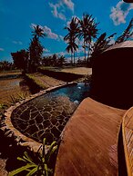 GREEN LANDER UBUD