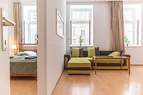 Charming 3BR Apt in Central Vienna