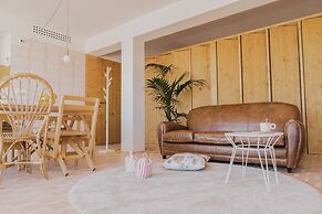 Moll Petit Apartments
