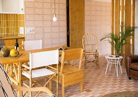 Moll Petit Apartments