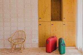 Moll Petit Apartments