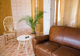 Moll Petit Apartments