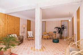 Moll Petit Apartments