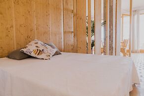 Moll Petit Apartments
