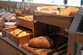 Warner Boutique Hotel
