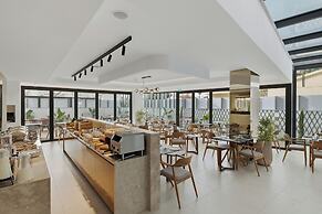 Warner Boutique Hotel