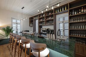 Warner Boutique Hotel