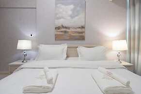 Dubai Luxury 2BR - Burj Khalifa View