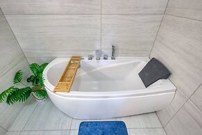 Qala Tranquil Escape - Stylish With Terrace AC