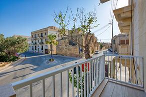 Qala Tranquil Escape - Stylish With Terrace AC