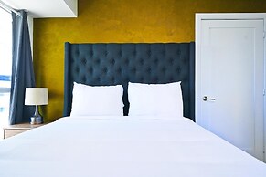 300 Front Luxury Condos