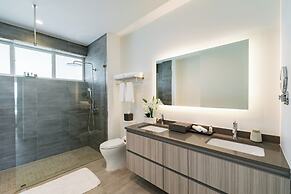 Ellipse Resort, Grace Bay