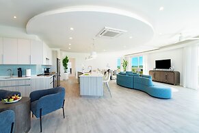 Ellipse Resort, Grace Bay