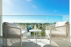 Ellipse Resort, Grace Bay