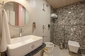 Legacy Inn